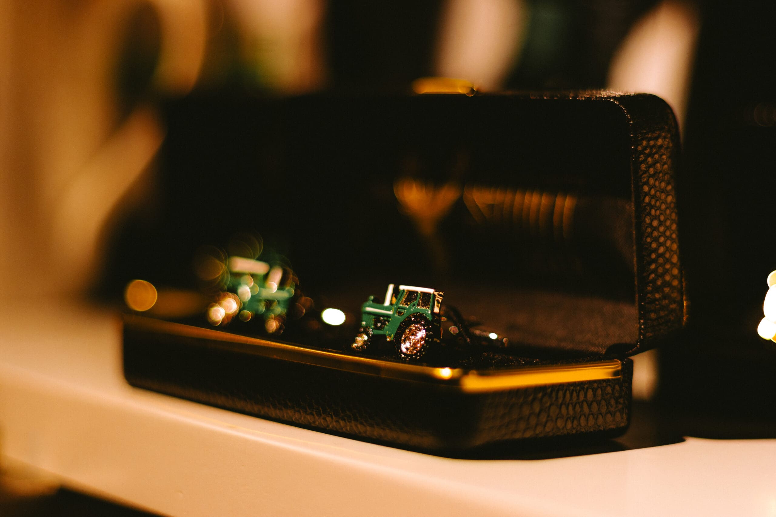 Cufflinks and how they can elevate your style